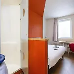 Ibis Budget Airport Hotel *