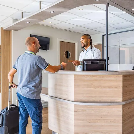 Ibis Budget Airport * Charleroi