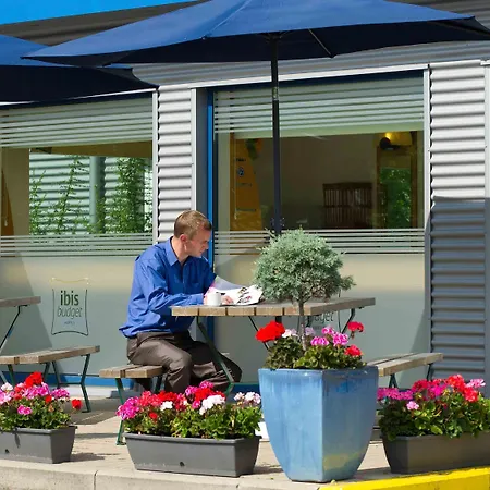 Ibis Budget Charleroi Airport * Шарлеруа