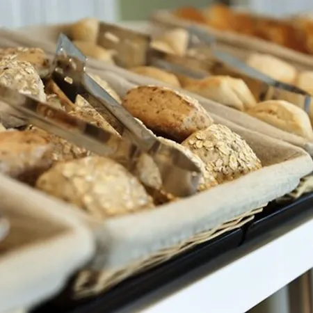 Ibis Budget Airport * Charleroi