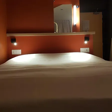 Ibis Budget Charleroi Airport *