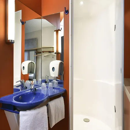 Ibis Budget Airport * Charleroi