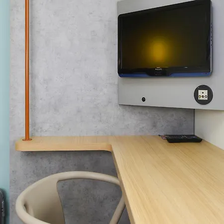 Hotel Ibis Budget Charleroi Airport