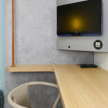 Ibis Budget Airport Hotel Charleroi