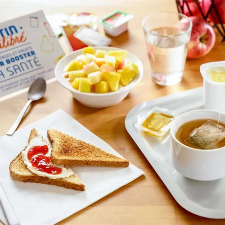 Ibis Budget Airport Hotel *