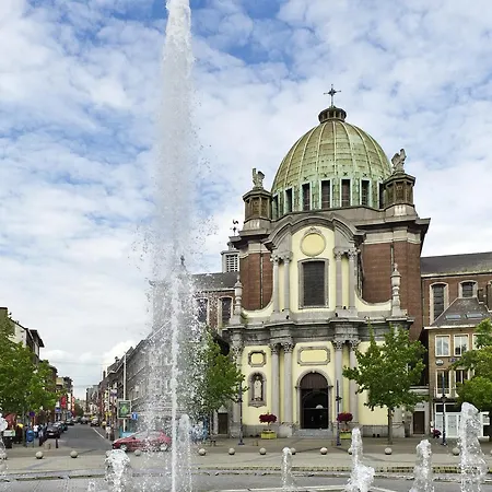 Ibis Budget Charleroi Airport * Шарлеруа