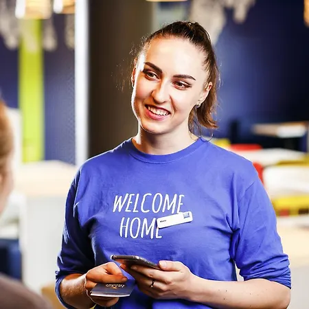 Ibis Budget Airport *