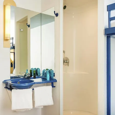 Ibis Budget Charleroi Airport Hotel *