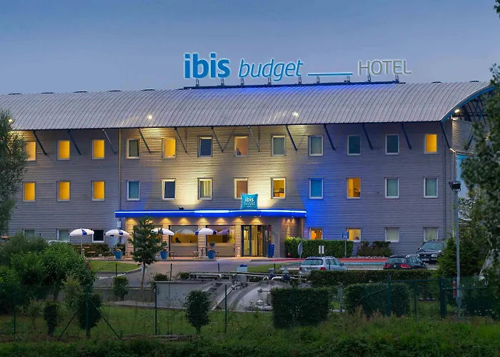 Ibis Budget Airport *