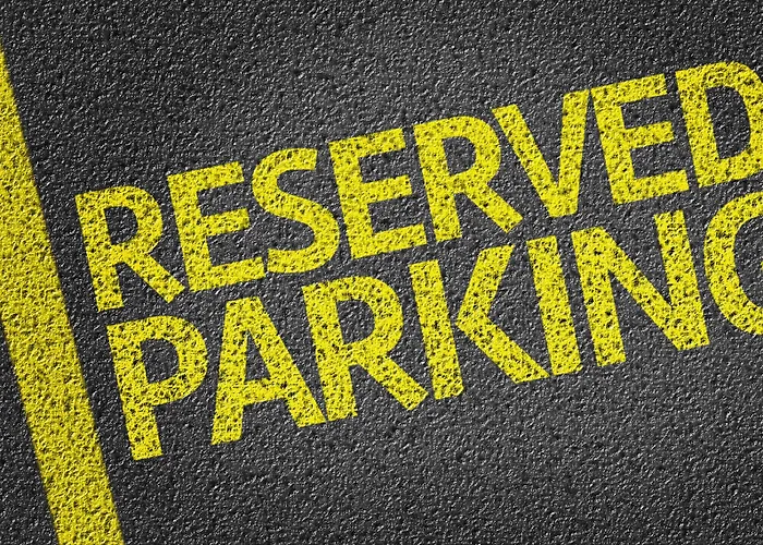 Ibis Budget Airport *