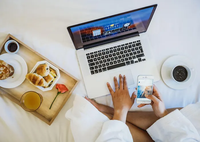 Ibis Budget Airport *