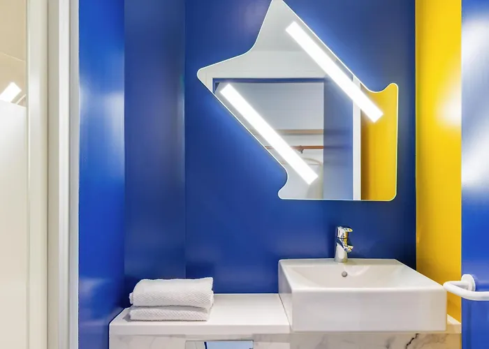 Hotel Ibis Budget Airport *